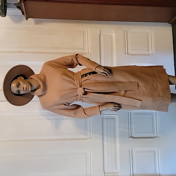 Banana Republic Dresses & Skirts - Banana Republic Camel sweater dress